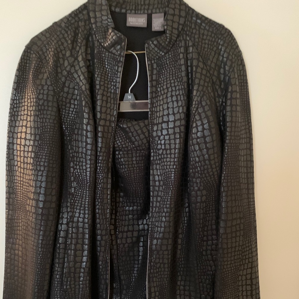 Embossed suit